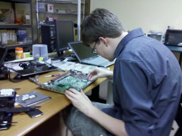 Reflowing laptop motherboards during laptop repair